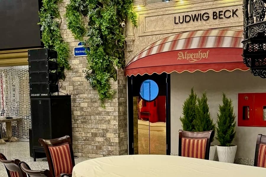 Интерьер Alpenhof