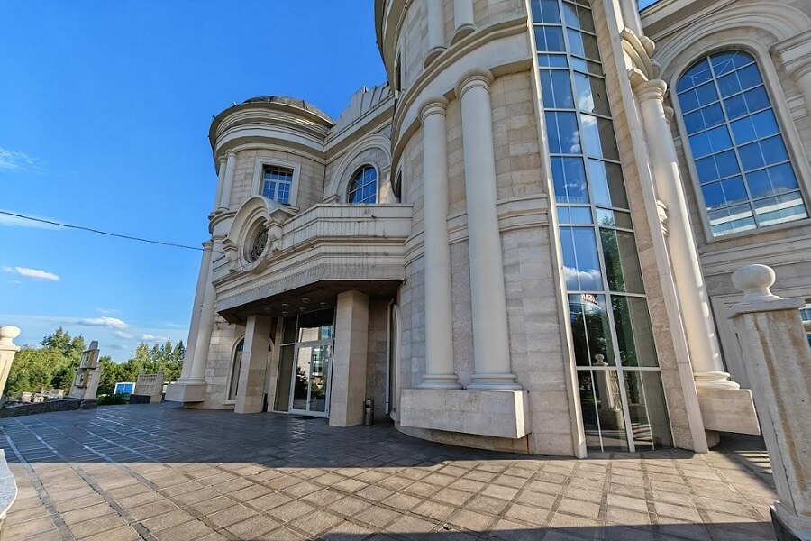 Royal BV Hotel фасад