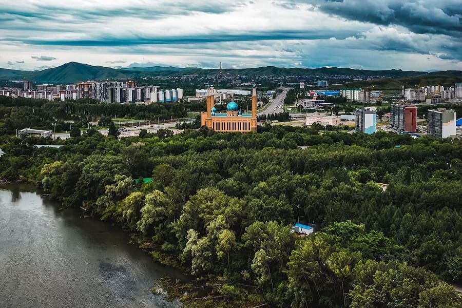 mechet khalifa altai 7 Мечеть Халифа Алтай на берегу реки