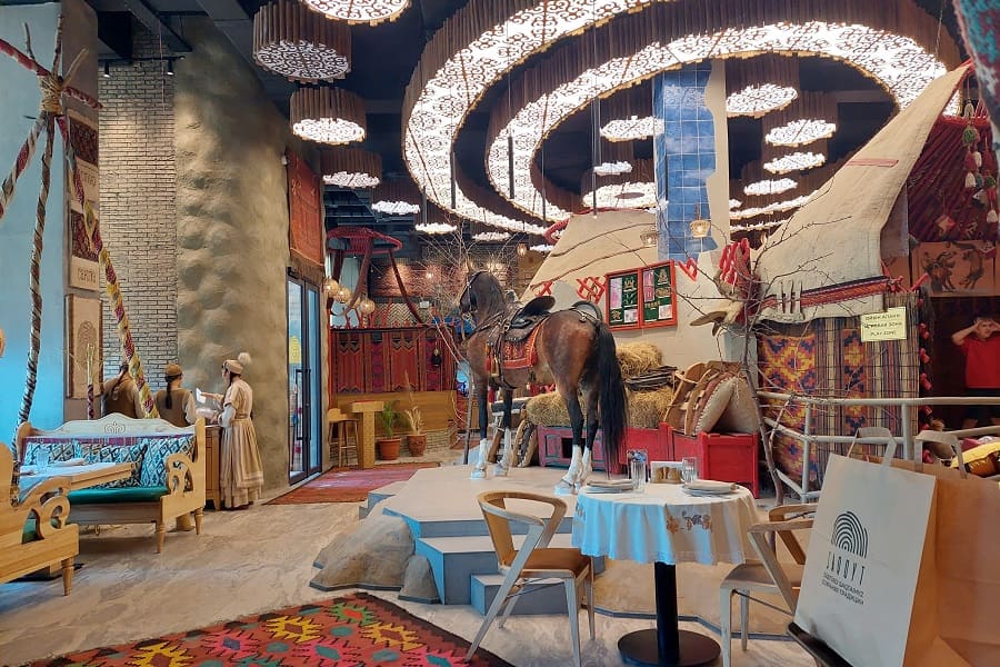 restoran sarqyt 2 Интерьер ресторана Sarqyt
