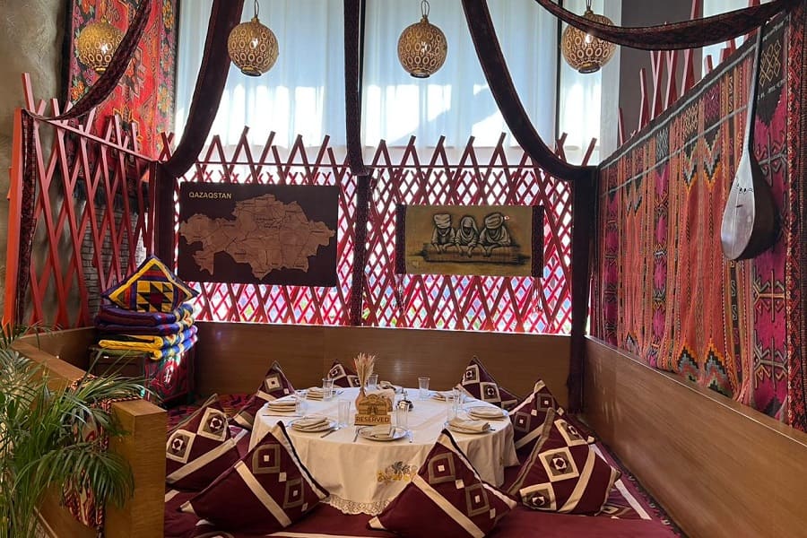 restoran sarqyt 4 Интерьер ресторана Sarqyt 1
