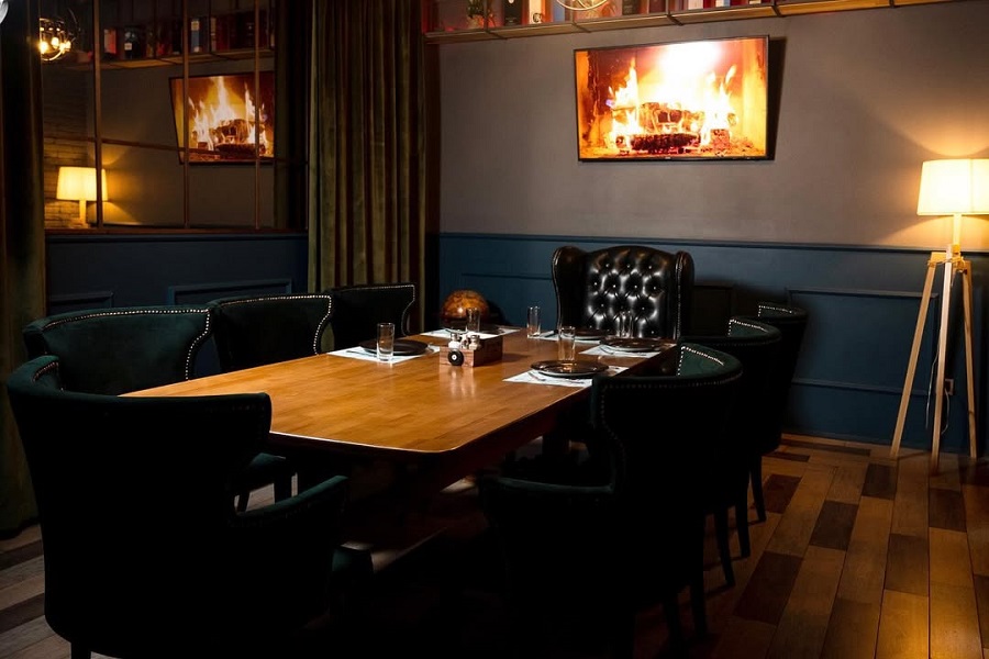revolver pub 4 Интерьер в пабе «Revolver»