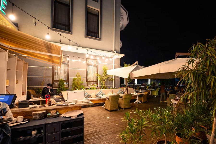 restoran manana 6 Терраса ресторана MANANA