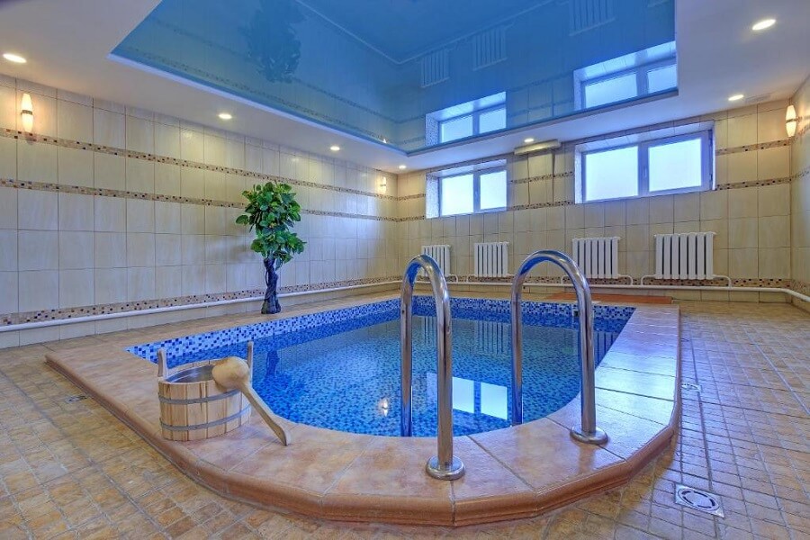 resident hotel almaty 6 Бассейн в сауне